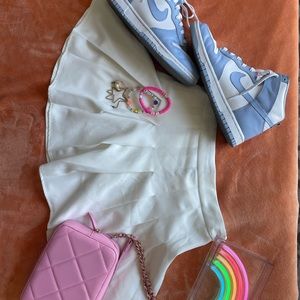 white pleated tennis skirt!